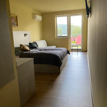 Alojamento de Acomodação e Pequeno-almoço Laguna 3*