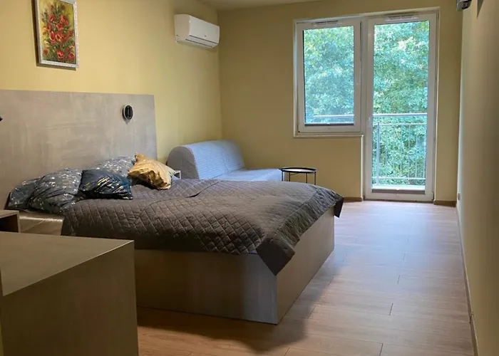 Laguna לינה וארוחת בוקר