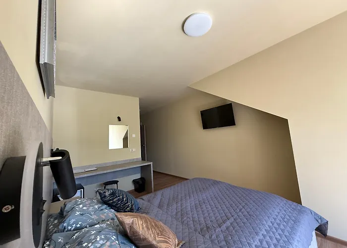 לינה וארוחת בוקר Laguna