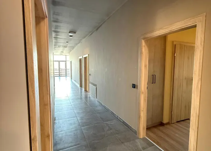 Laguna לינה וארוחת בוקר 3*